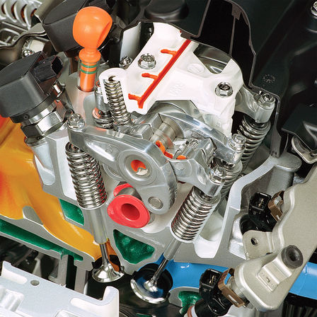 N&auml;rbild p&aring; VTEC-motorn.