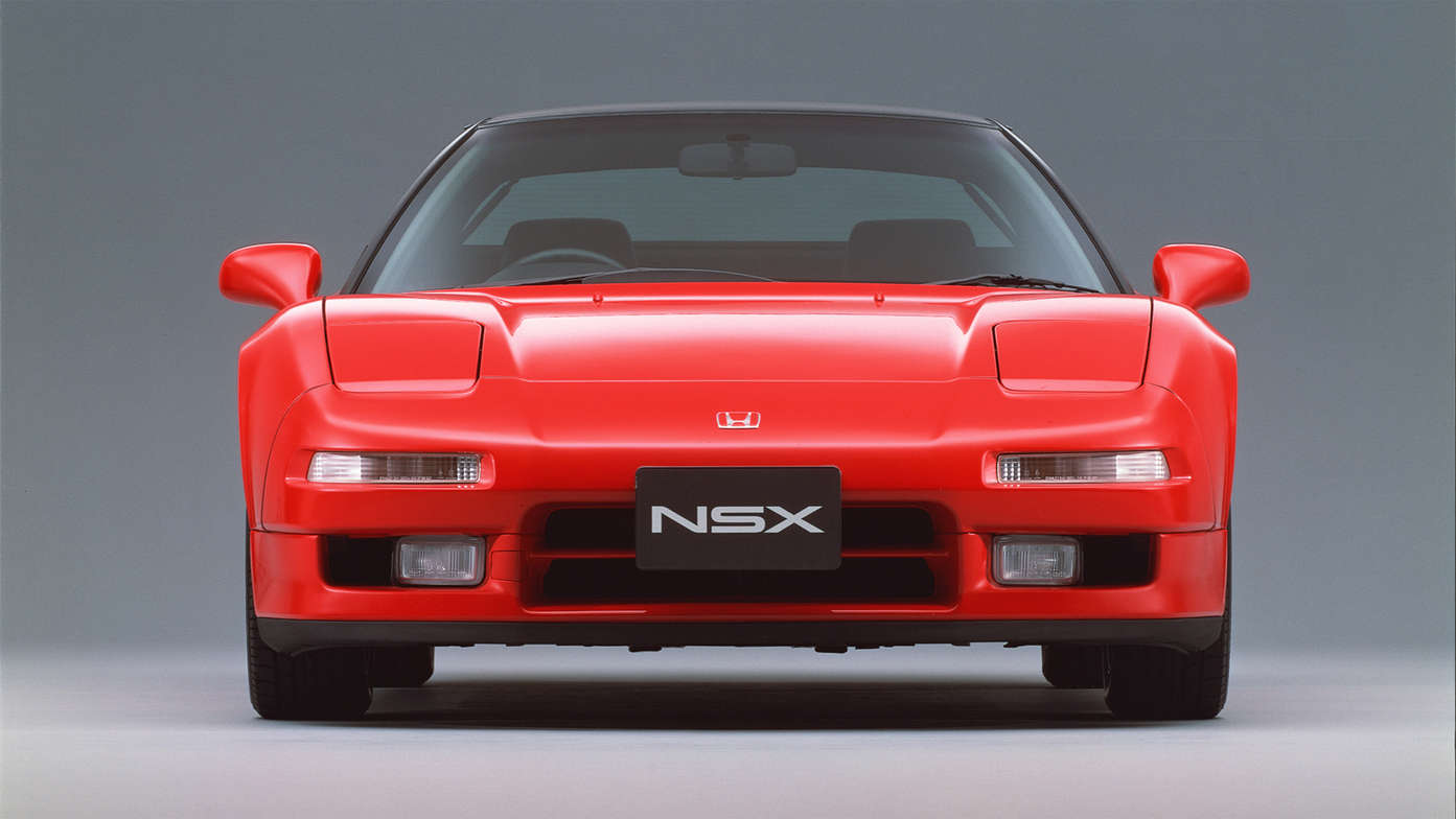 Vy framifrån av Honda NSX.