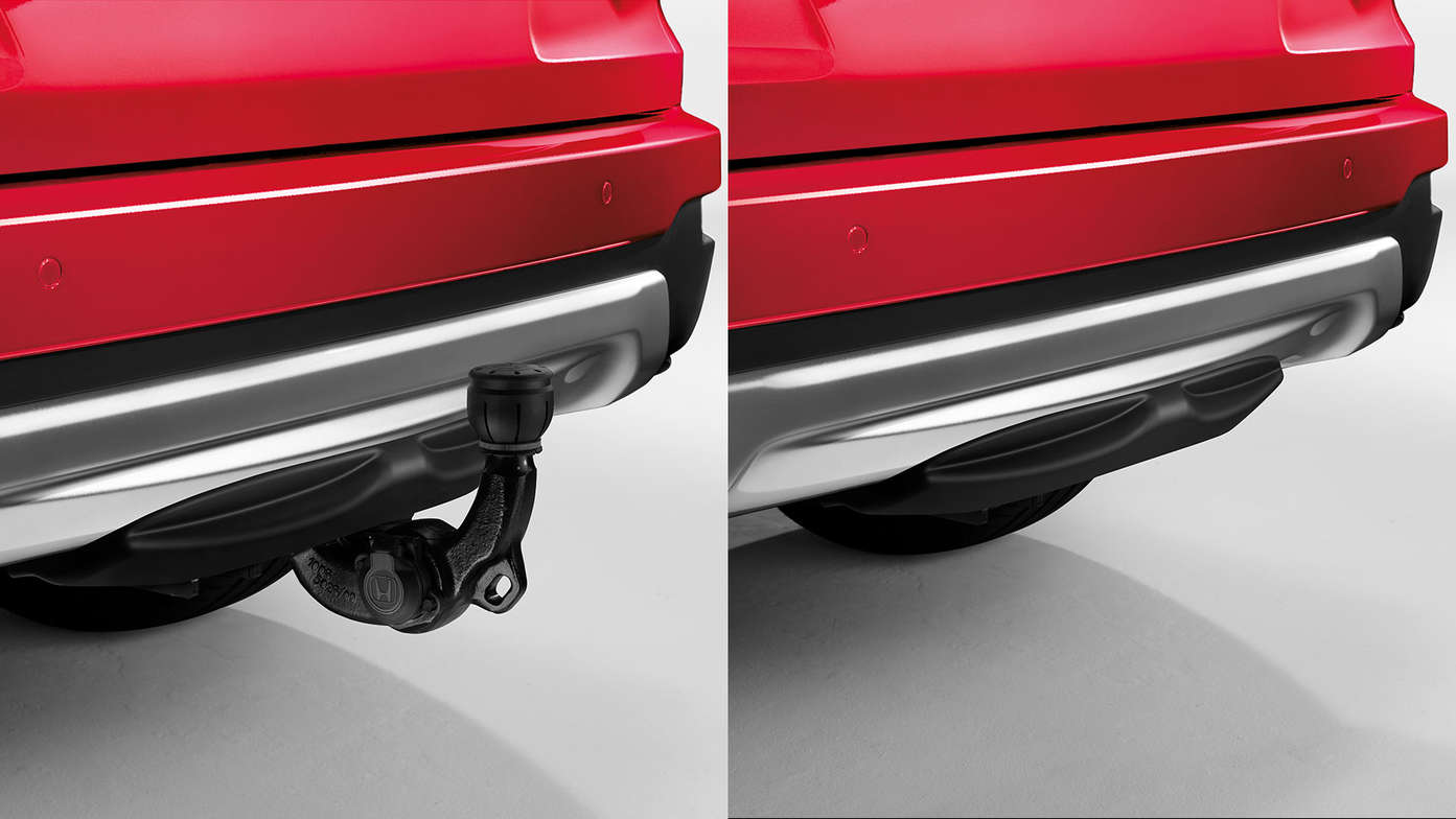 Vy bakifrån av Honda CR-V Hybrid med infällbar dragkrok med 13-stiftskablage för släpvagn.
