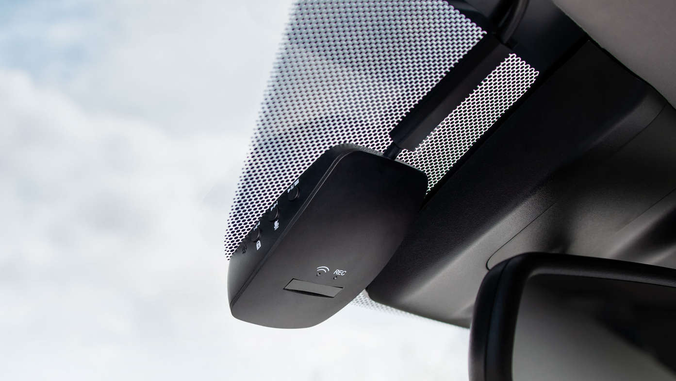 Närbild på ny Drive Recorder i Honda CR-V Hybrid
