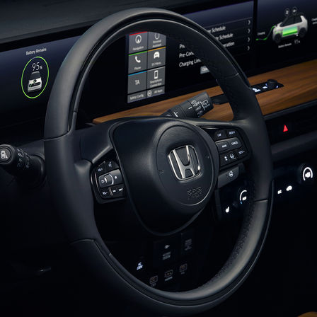 Närbild av ratten i Honda.