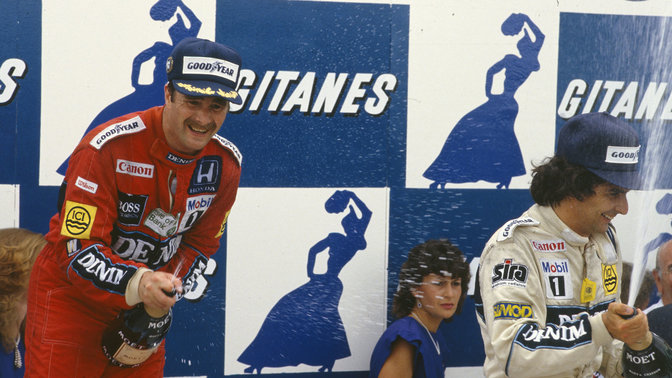 Nigel Mansell firar vinsten i konstruktörsmästerskapet och det blir början på en gyllene epok.