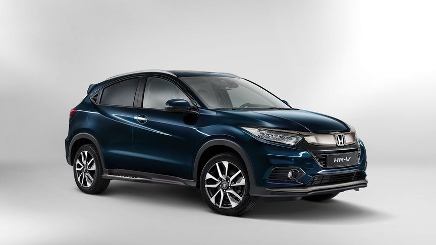 Trekvartsvy framifrån av Honda HR-V.