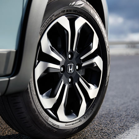Närbild av hjul på Honda Jazz