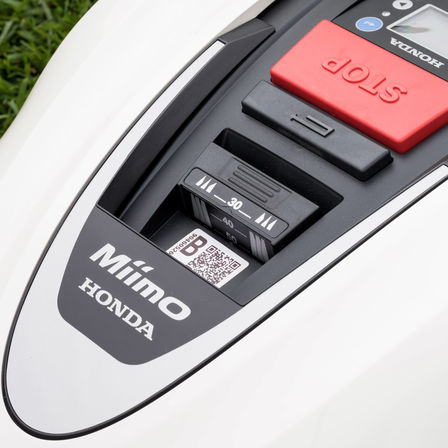 Närbild på Honda Miimos kontrollpanel.