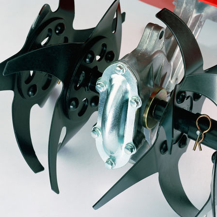 Honda minijordfr&auml;sar, n&auml;rbild av sk&auml;r.