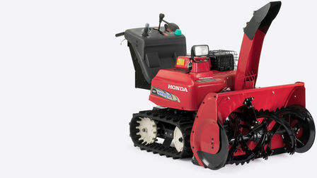 Trekvartsvy framifr&aring;n, hybridsn&ouml;slunga fr&aring;n h&ouml;ger.