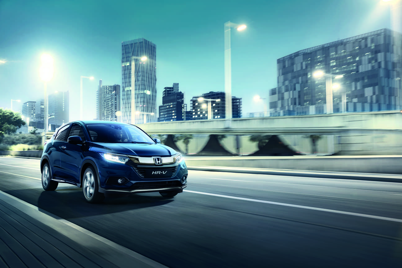 HR-V Hace front cover